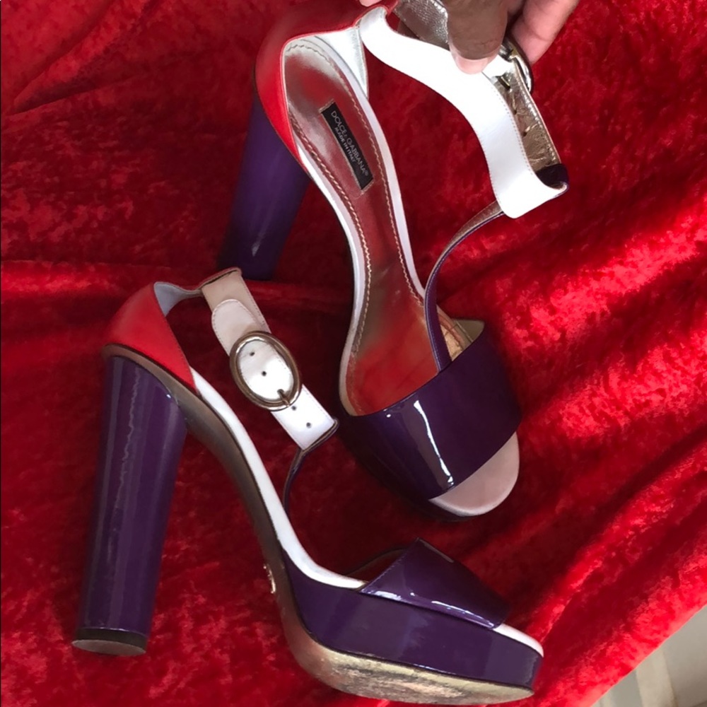 Dolce & Gabbana t-strap platform heels - Picture 8 of 10